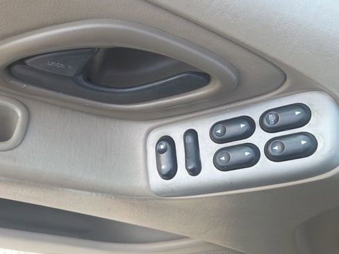 Used 2006 Ford Escape XLT image 21