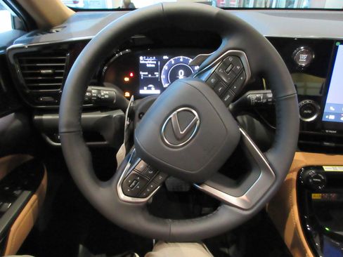 New 2026 Lexus NX 350 AWD w/ Premium Package image 27