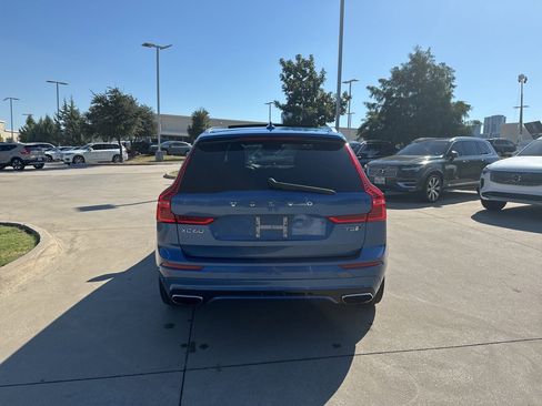 Used 2019 Volvo XC60 T5 R-Design image 6