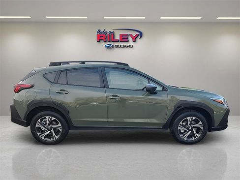 Used 2026 Subaru Crosstrek 2.0i Premium image 6