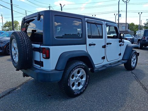 Used 2017 Jeep Wrangler Unlimited Sport w/ Quick Order Package 24S AWD/4WD image 5