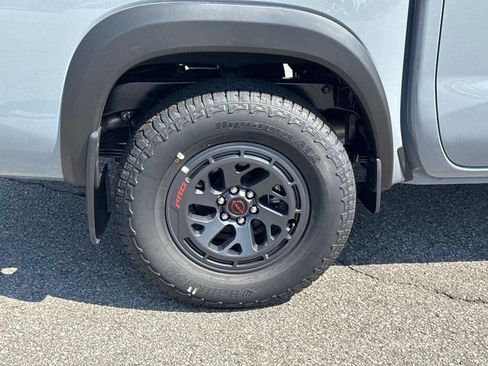 New 2027 Nissan Frontier PRO-4X w/ Pro Premium Package AWD/4WD image 11
