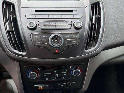 Used 2017 Ford Escape SE AWD/4WD image 13