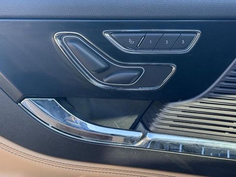 Certified 2022 Lincoln Corsair Reserve w/ Equipment Group 201A image 29