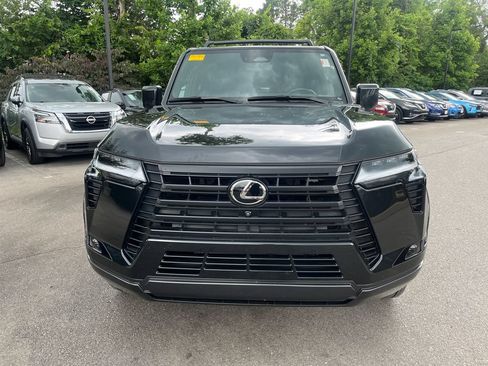 Used 2024 Lexus GX 550 w/ Accessory Package (2T) AWD/4WD image 36