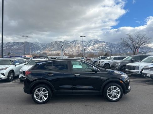 Used 2022 Buick Encore GX Preferred w/ Cold Weather Comfort Package image 4