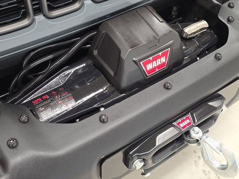 Used 2025 Jeep Wrangler Unlimited Rubicon image 43