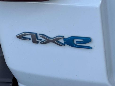 Used 2021 Jeep Wrangler Unlimited Sahara w/ Cold Weather Group image 9