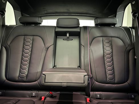 New 2026 BMW X5 M Competition w/ Executive Package image 34