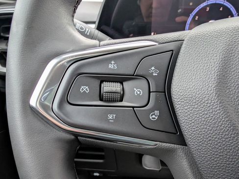 Used 2024 Chevrolet TrailBlazer LT w/ LT Cold Weather Package image 12