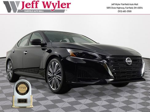 New 2025 Nissan Altima 2.5 SL image 1