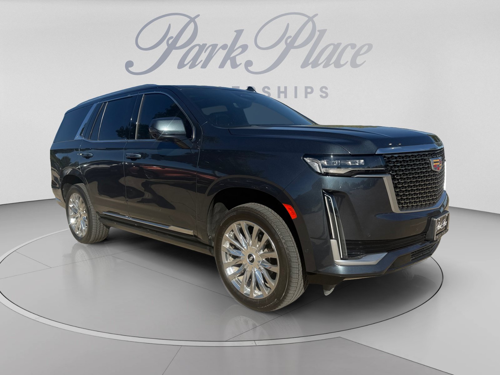 Used 2021 Cadillac Escalade Premium Luxury w/ Driver Assist Tech Package AWD/4WD image 7