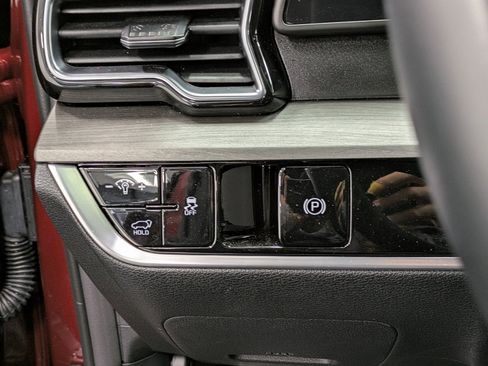 Used 2024 Kia Sportage X-Line w/ X-Line Premium Package image 20