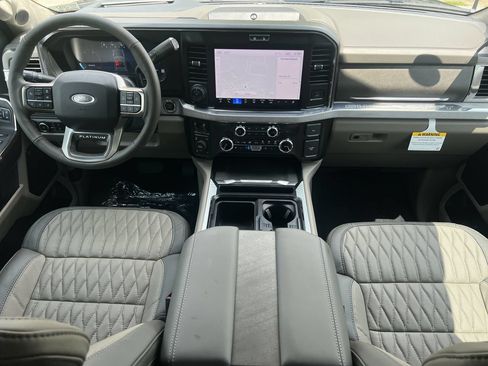 New 2026 Ford F250 Platinum w/ Platinum Plus Package AWD/4WD image 2
