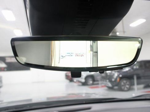 New 2026 GMC Acadia AT4 image 3