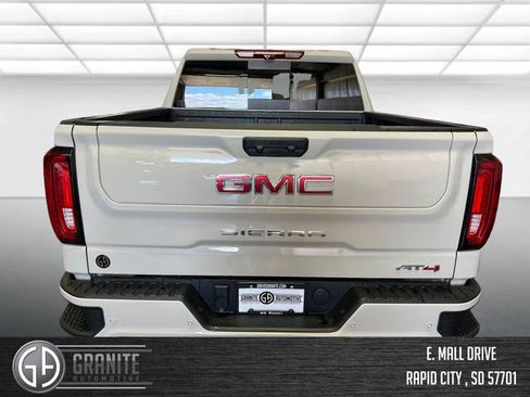 New 2026 GMC Sierra 1500 AT4 w/ AT4 Premium Package AWD/4WD image 4