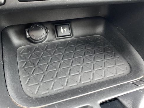 Used 2019 Toyota RAV4 XLE Premium w/ Cold Weather Package image 28