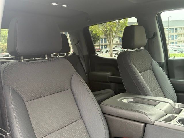 Used 2019 Chevrolet Silverado 1500 Custom Trail Boss w/ Custom Convenience Package AWD/4WD image 25