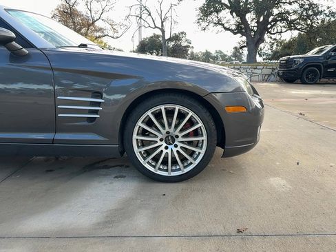 Used 2005 Chrysler Crossfire Limited image 9