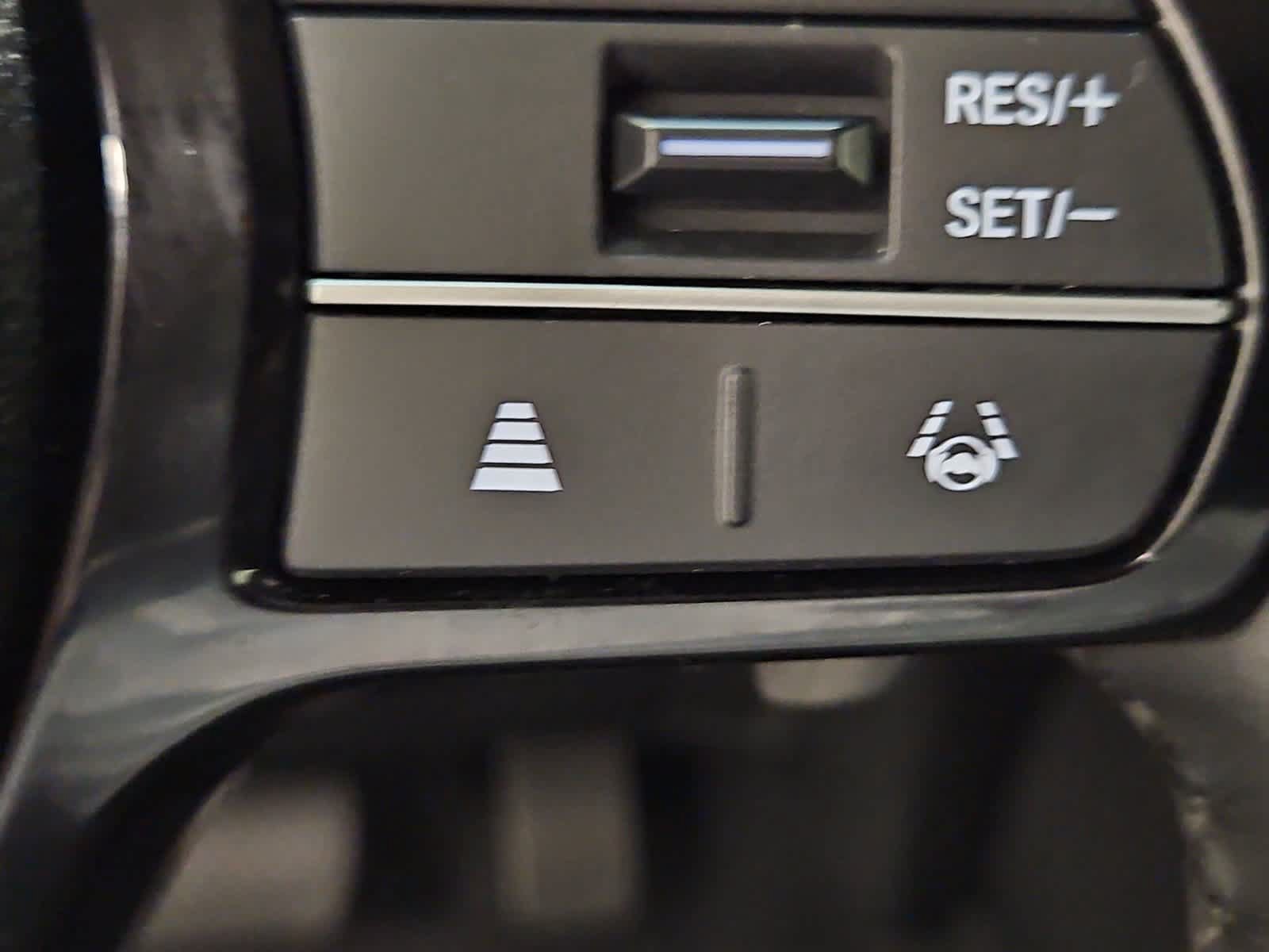 Certified 2025 Honda Pilot EX-L image 34