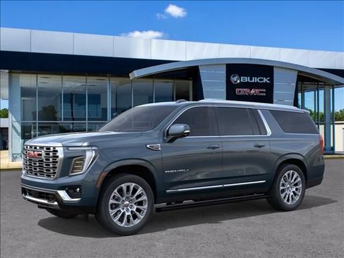 New 2026 GMC Yukon XL Denali w/ Denali Reserve Package AWD/4WD image 2