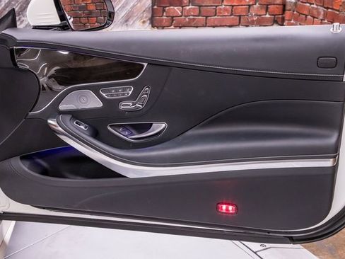 Used 2017 Mercedes-Benz S 550 Cabriolet image 50