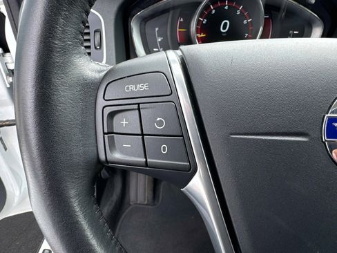 Used 2016 Volvo S60 T5 Premier w/ Convenience Package image 30