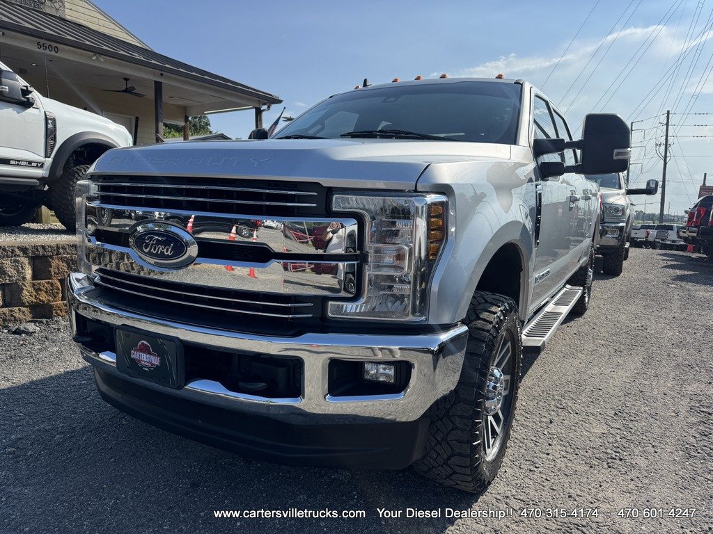 Used 2019 Ford F350 Lariat w/ Lariat Ultimate Package AWD/4WD image 3