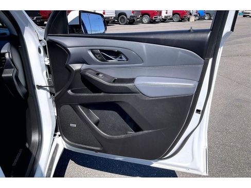 Used 2020 Chevrolet Traverse Premier AWD/4WD image 25