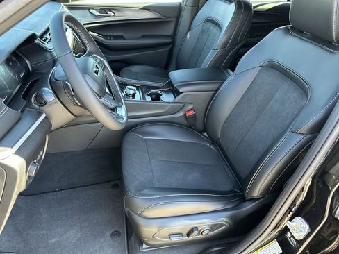 New 2025 Jeep Grand Cherokee L Altitude AWD/4WD image 12