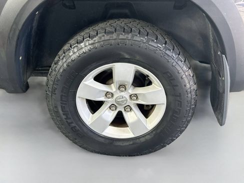 Used 2017 RAM 1500 Express AWD/4WD image 35