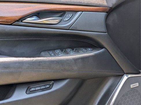 Used 2016 Cadillac Escalade Premium AWD/4WD image 13