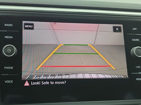 Used 2021 Volkswagen Atlas SE image 24