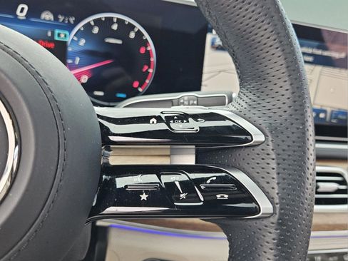 Used 2025 Mercedes-Benz GLS 450 GLS 450 image 29