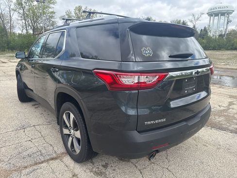 Used 2018 Chevrolet Traverse LT w/ LPO, Floor Liner Package FWD image 6