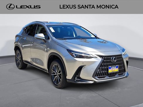 Used 2022 Lexus NX 350h AWD image 3