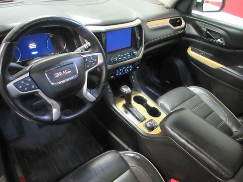 Used 2017 GMC Acadia Denali w/ Technology Package image 15