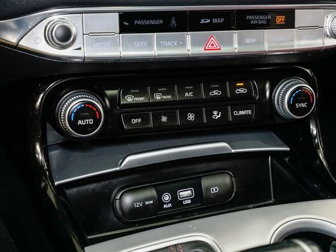 Used 2018 Kia Stinger GT1 image 24