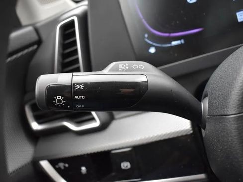 Used 2024 Kia Sportage LX image 26