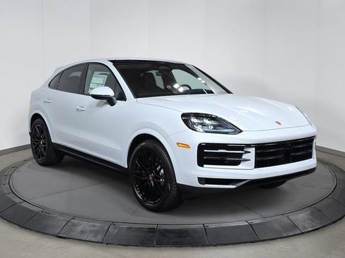 New 2026 Porsche Cayenne S AWD/4WD image 9