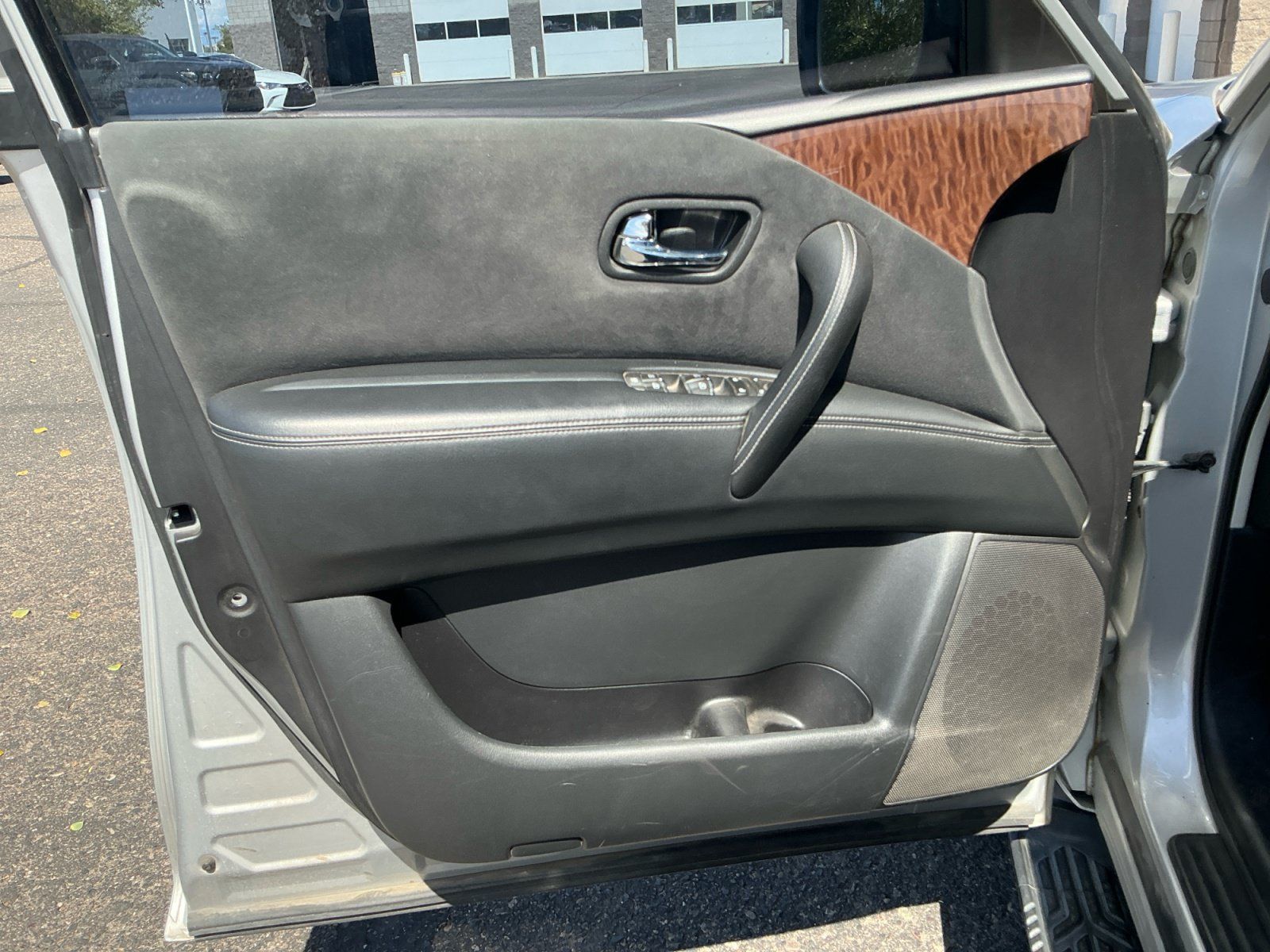 Used 2019 Nissan Armada SV w/ Driver Package AWD/4WD image 12