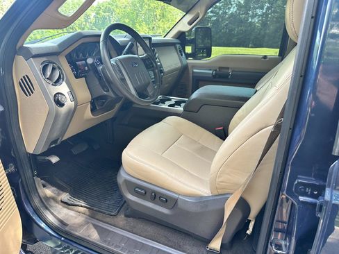 Used 2015 Ford F250 Lariat w/ Lariat Ultimate Package AWD/4WD image 12