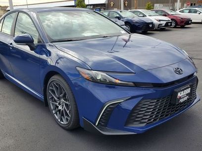 New 2025 Toyota Camry SE