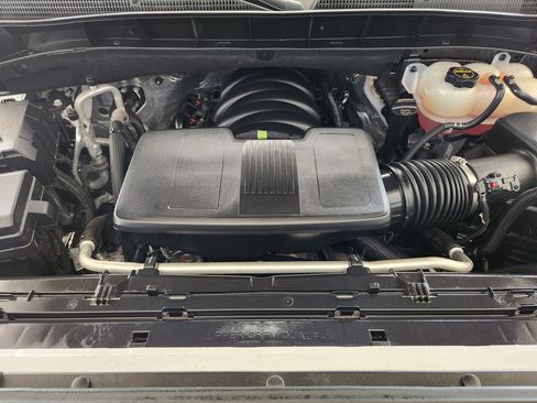 Used 2025 GMC Sierra 1500 SLT RWD image 33