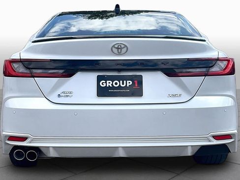 Used 2025 Toyota Camry XSE w/ Premium Plus Package AWD/4WD image 4