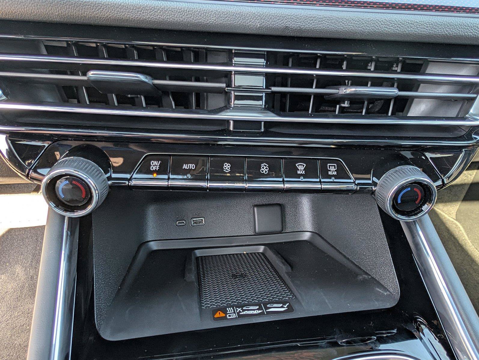 New 2027 Chevrolet Traverse RS FWD image 18
