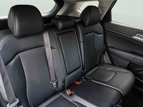 Certified 2026 Kia Sportage EX AWD/4WD image 24
