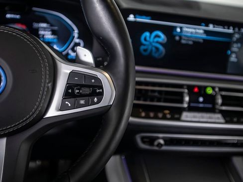 Used 2023 BMW X5 xDrive45e w/ Executive Package image 40