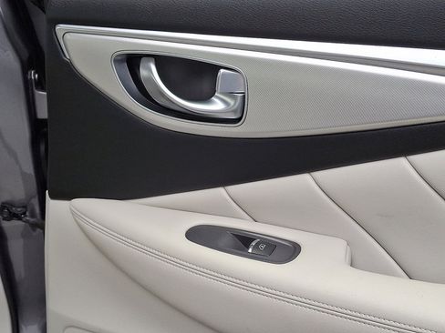 Used 2019 INFINITI Q50 Luxe w/ Essential Package (3.0T Luxe) image 14