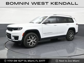 Used 2023 Jeep Grand Cherokee L Limited AWD/4WD video 1